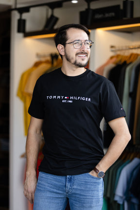 Camiseta Logo Tommy Hilfiger Stat. 1985