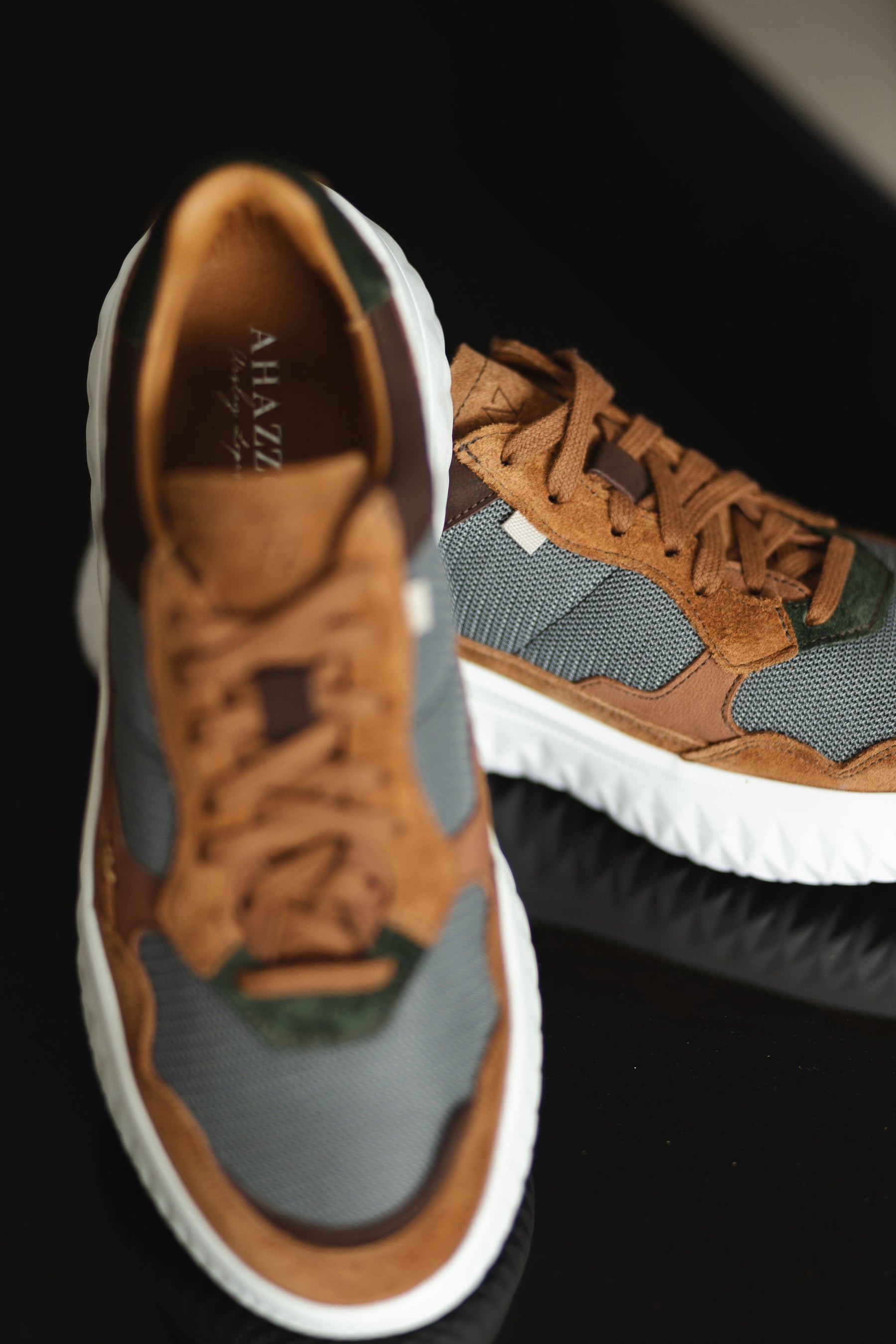 Sneaker Especial AZ