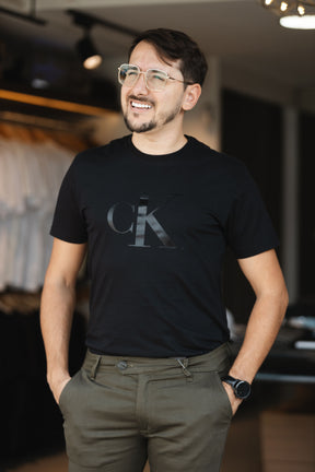 T-Shirt Calvin Klein Emborrachado
