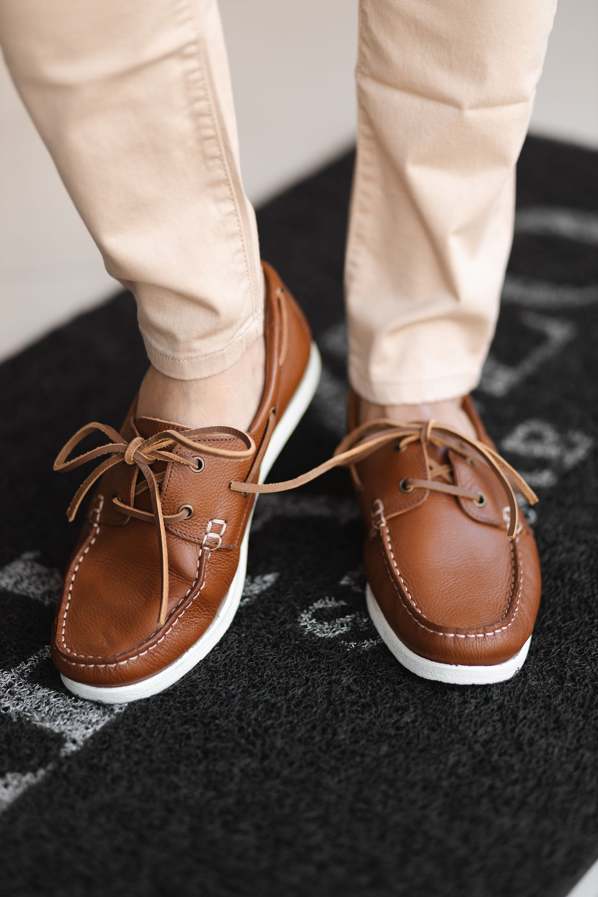 Mocassim Caramelo Com Cadarço AZ