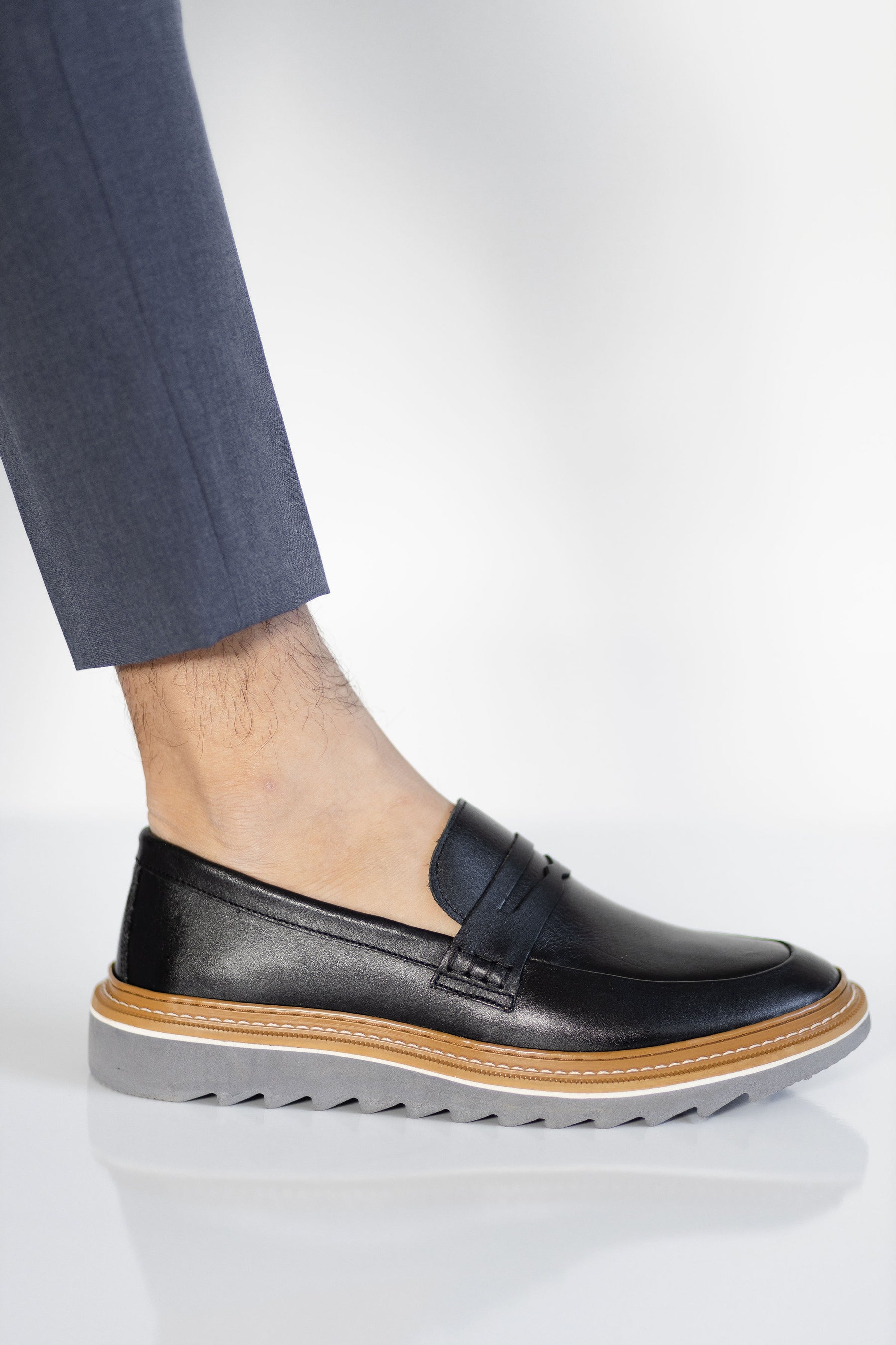 Mocassim Sola Tratorada Preto